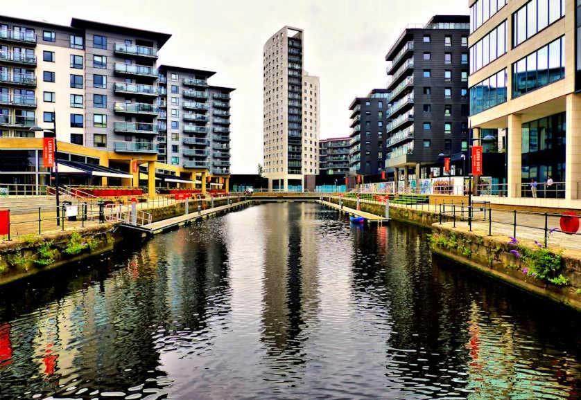 Апартаменты Rooshaus Leeds Docks Экстерьер фото